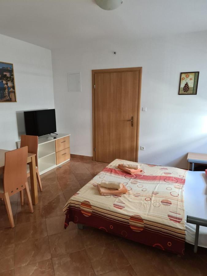 Mediteraneo Apartment